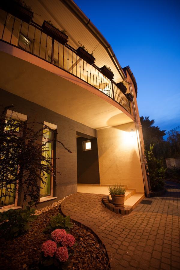 Csenge Villa Siofok Phòng bức ảnh