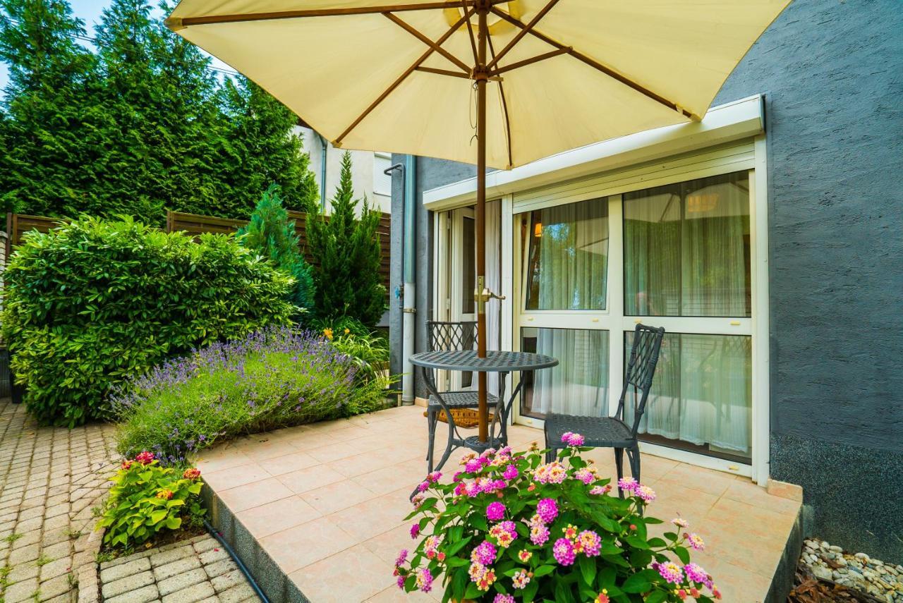 Csenge Villa Siofok Ngoại thất bức ảnh