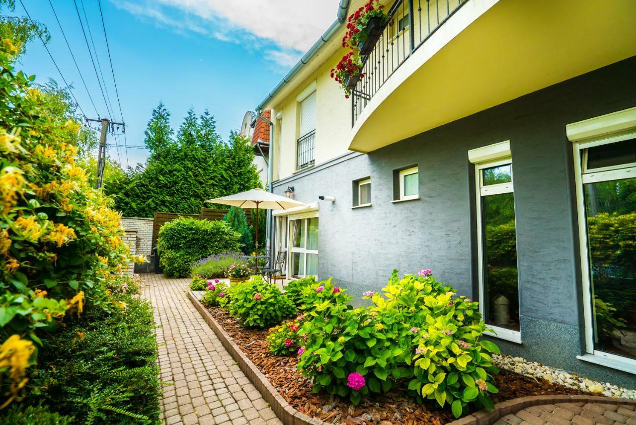 Csenge Villa Siofok Ngoại thất bức ảnh